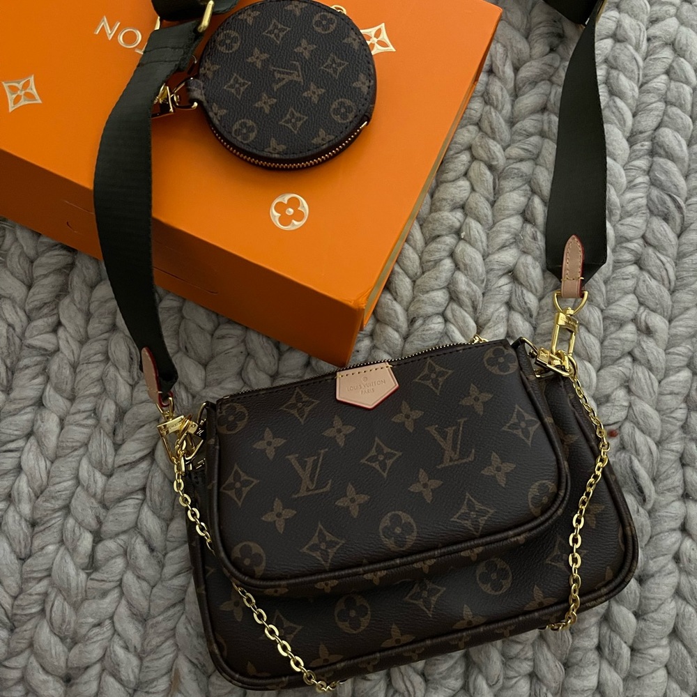 Louis Vuitton crossbody bag